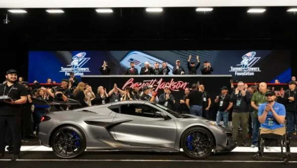 1-of-1 Corvette ZR1X Raises R41.7 Million for Charity at Barrett-Jackson 2026